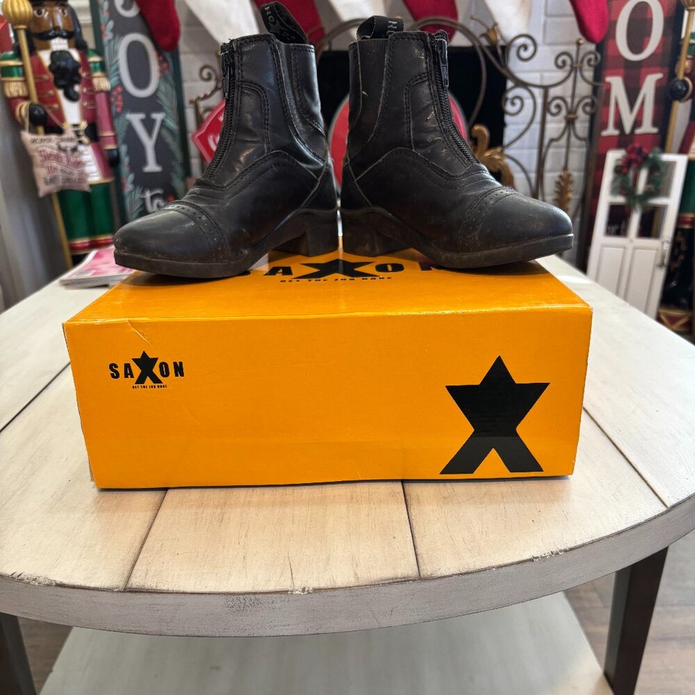 Saxon Girl's Paddock Boots, size 11, Zip front closure, good condition